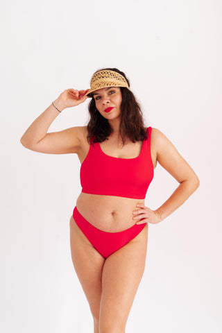 Horní díl plavek sportovního střihu s žebrovanou strukturou, růžový