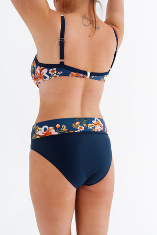 Spodní díl plavek s variabilním pasem, s květinovým vzorem