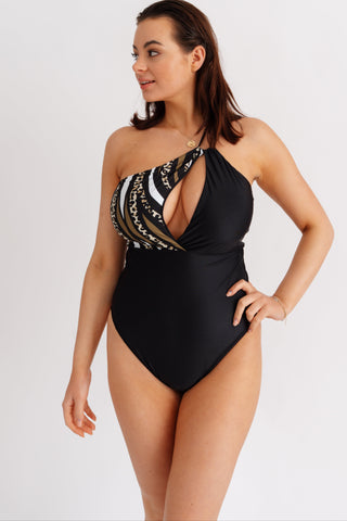 Jednodílné plavky tvarující asymetrické, se safari vzorem